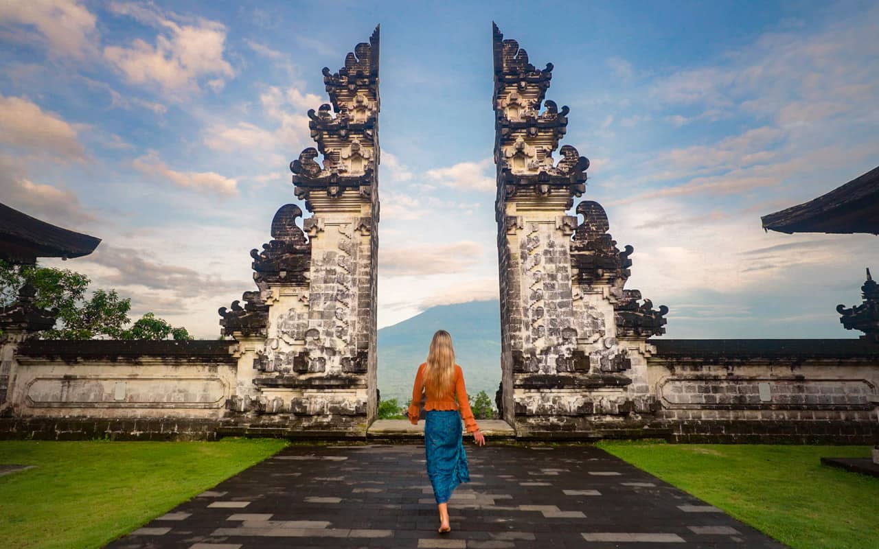Tempat Traveling Kekinian yang ada Di Indonesia 