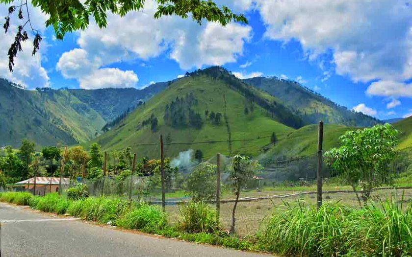 Tempat Traveling Kekinian yang ada Di Indonesia